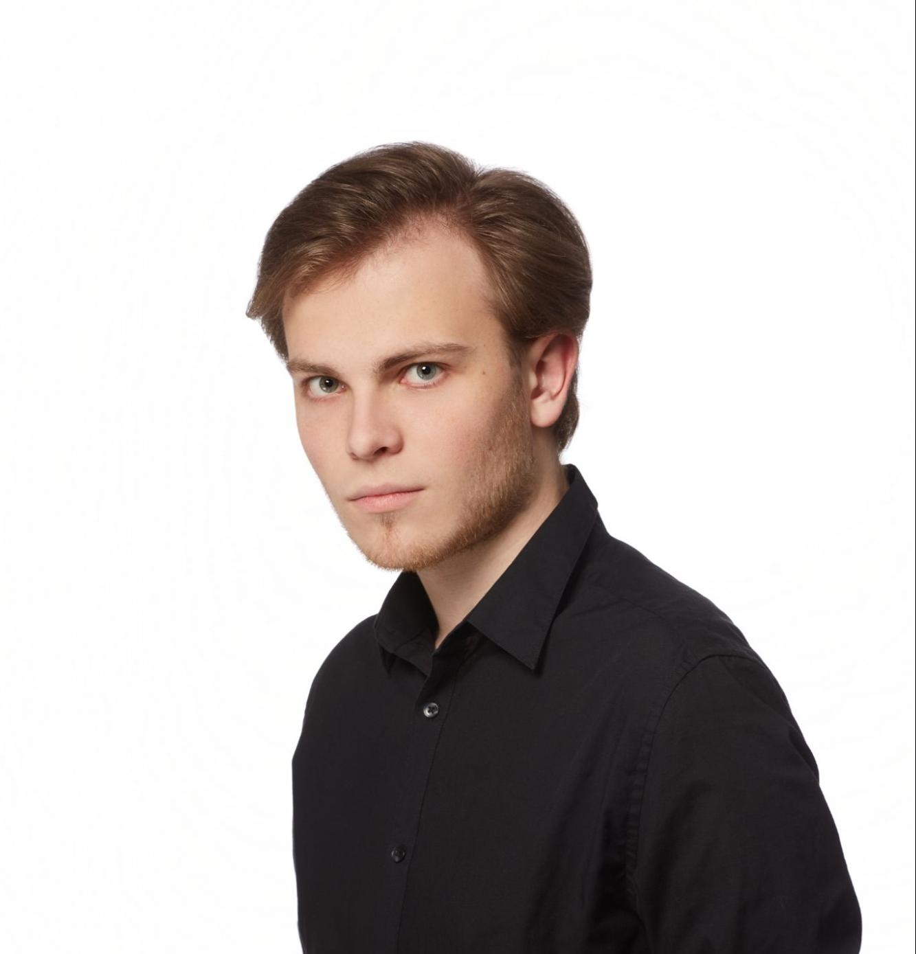 Александр Иванов